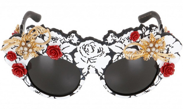 Dolce & Gabbana sunglasses via extravaganzi.com